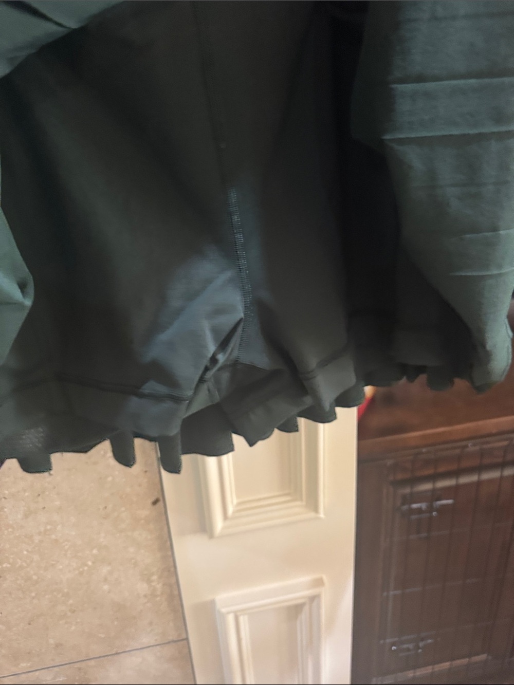 Women’s Lululemon Dark Green Pleated Active Skirt with built in shorts. Sz 10 - Picture 6 of 8